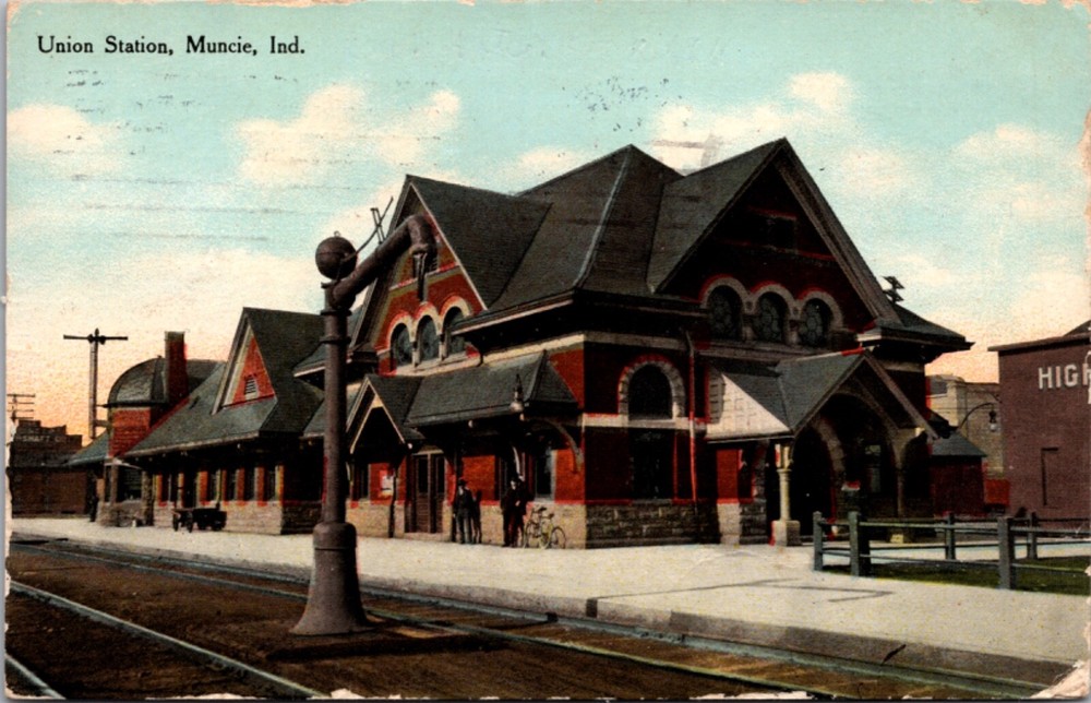 Postcard Union Railroad Station in Muncie, Indiana