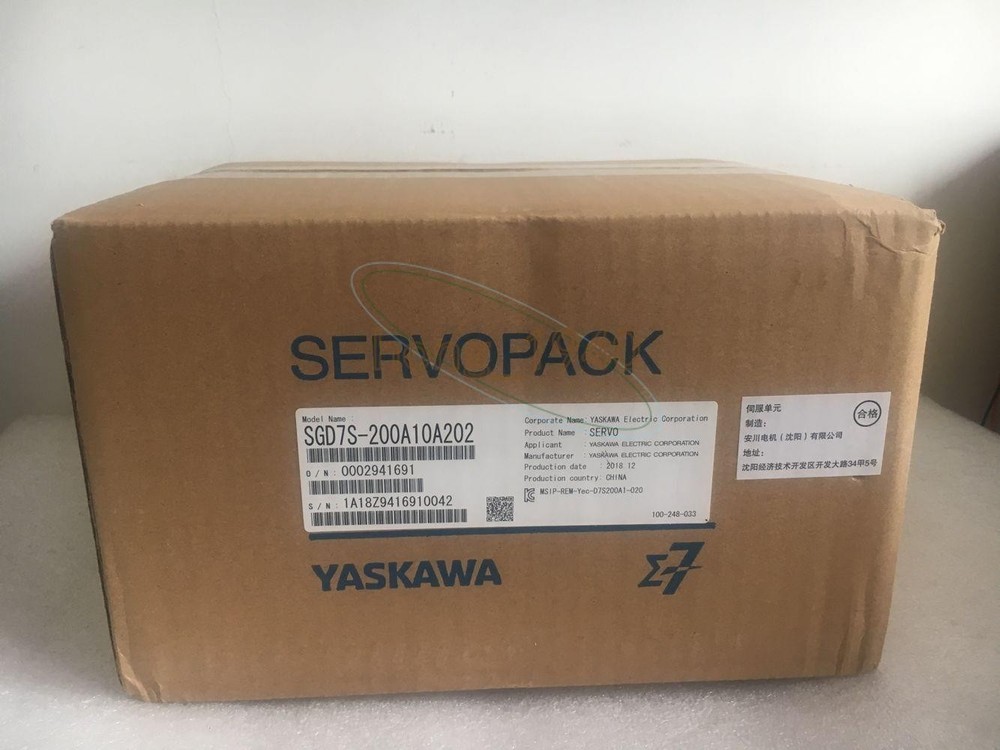 One New Yaskawa Servo Driver Sgd7S-200A10A202