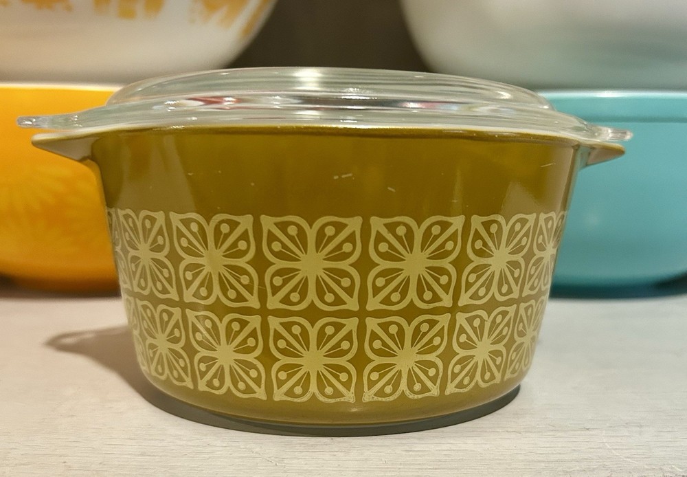 Pyrex #473 1 Quart Autumn Floral Casserole Serving Dish with Lid
