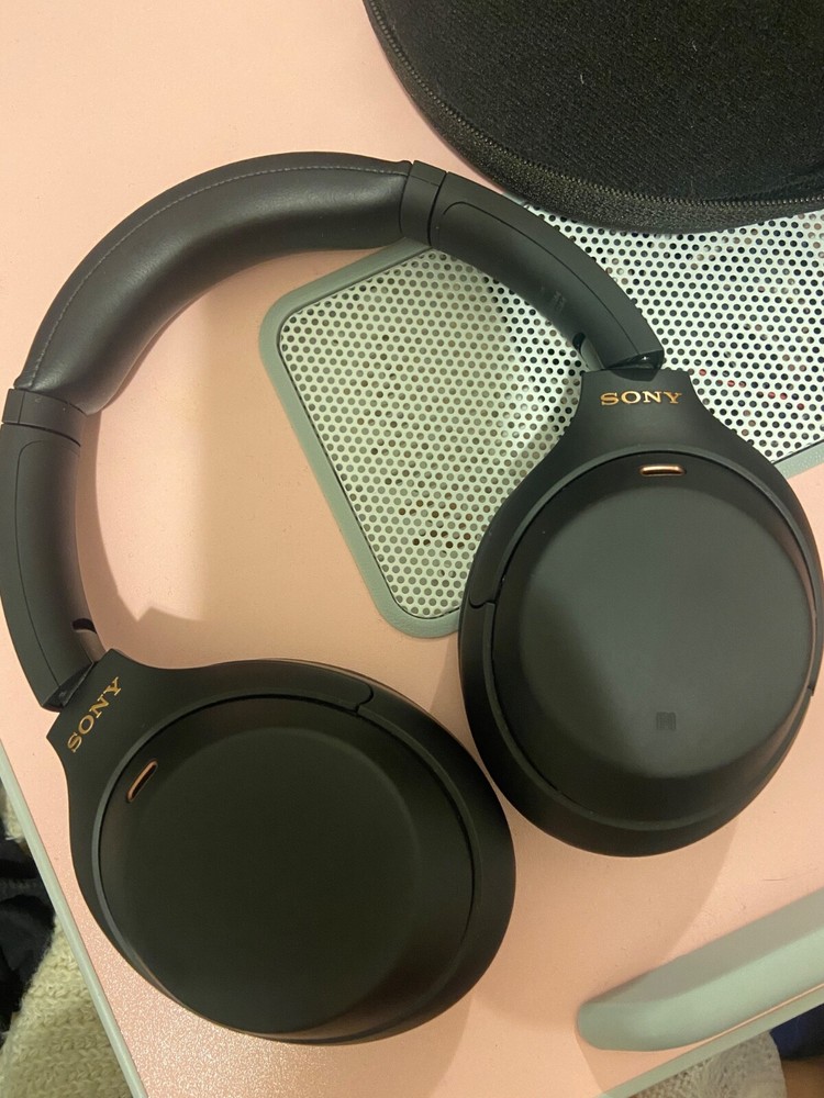 Sony WH-1000XM4 Over the Ear Wireless Headset - Black