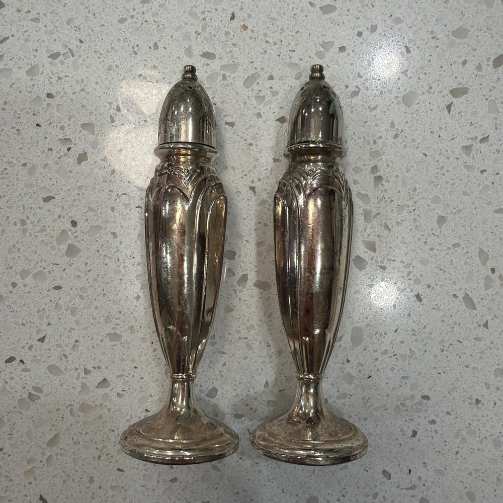 Oneida Silver Salt & Pepper Shakers, Vintage!