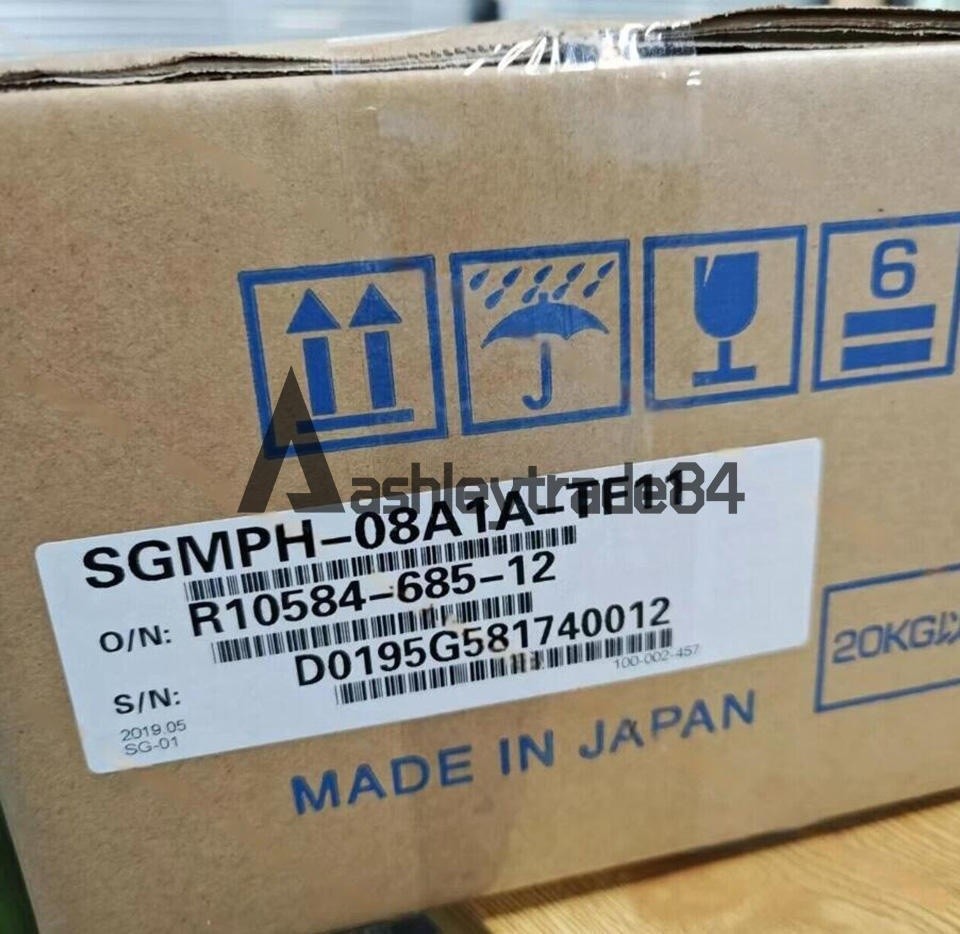 1PCS NEW   SERVO MOTOR SGMPH-08A1A-TF11 *yt