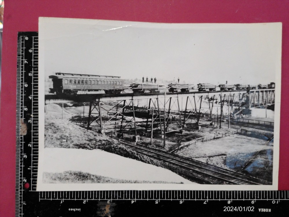 BOSTON MAINE RAILROAD MIXED POLE TRAIN CROSSING LONG BRIDGE & CREW PHOTO 1910s