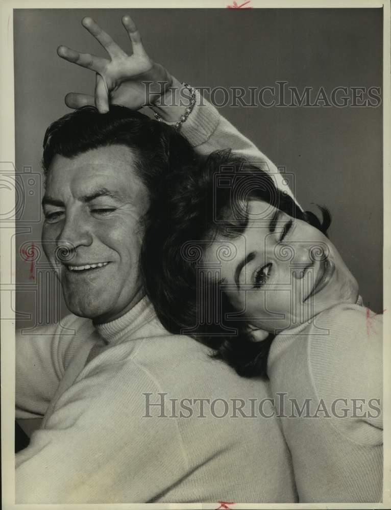 1964 Press Photo Carol Burnett And Robert Preston On 