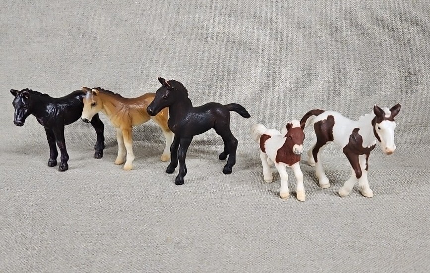 Schleich Horses Lot Of 5 Foals Different Breeds