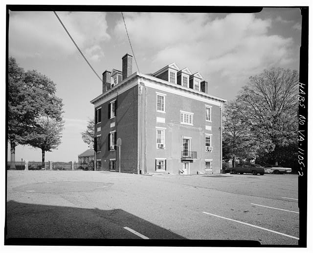 2. REAR VIEW - Wills-Davis-Glass House, Clay & Sixth Streets, Lynchburg,