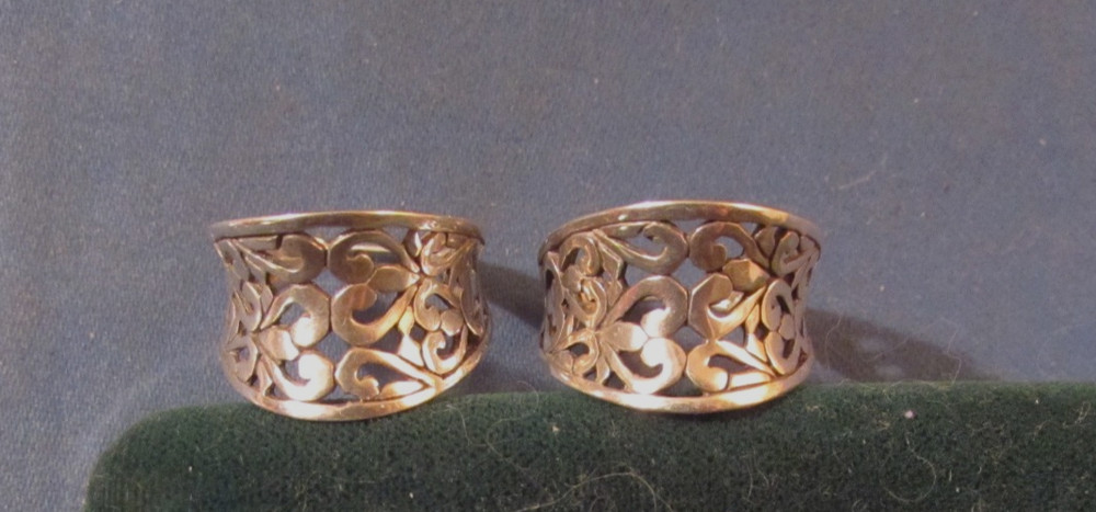 Vintage Sterling Silver Oval Filigree Hoop Earrings Signed