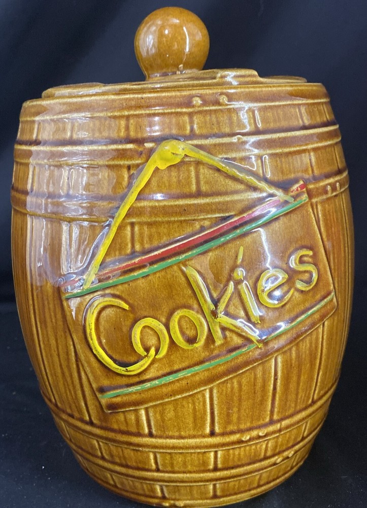 Cookie Jar McCoy Ceramic Whiskey Barrel  with Lid Excellent! Vintage 1950's
