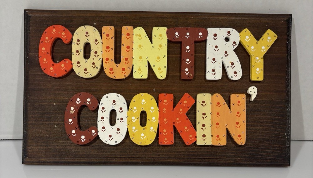 vintage farmhouse kitchen decor