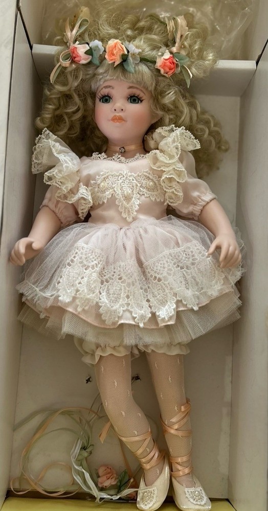 Seymour Mann Mercedes Connoisseur Porcelain Doll Collectible Ballerina