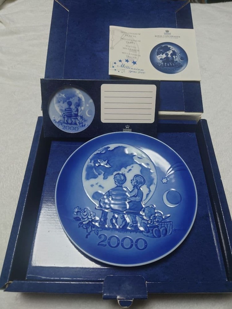 Royal Copenhagen Millennium Plate Set 2 Porcelain Collectible 2000 Limited