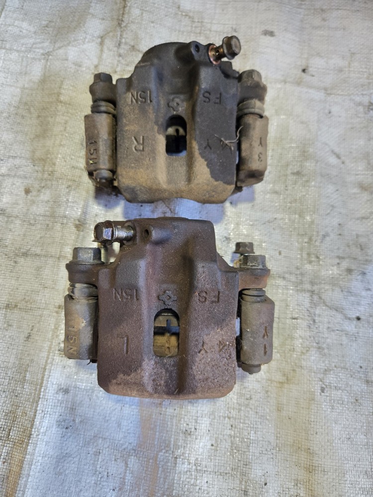 1990-1993 Mazda Miata OEM Front Brake Caliper Set with Bracket Left & Right NA