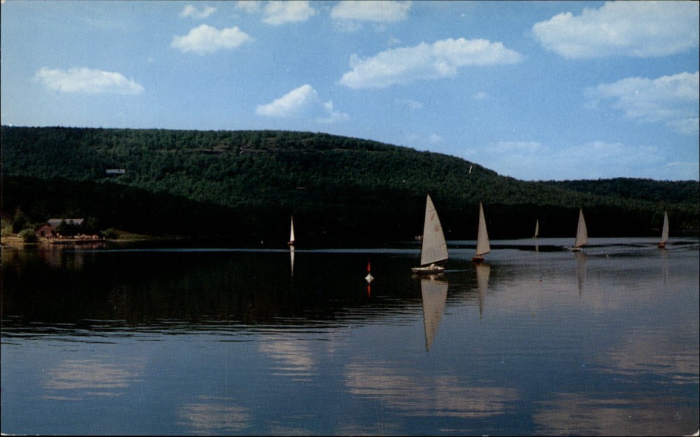 Four Lakes sail boats Skytop Pennsylvania ~ 1950-60s vintage postcard