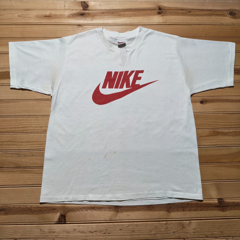Vintage 90s Nike Swoosh Logo Sportswear Athletic Graphic T-Shirt USA - Large