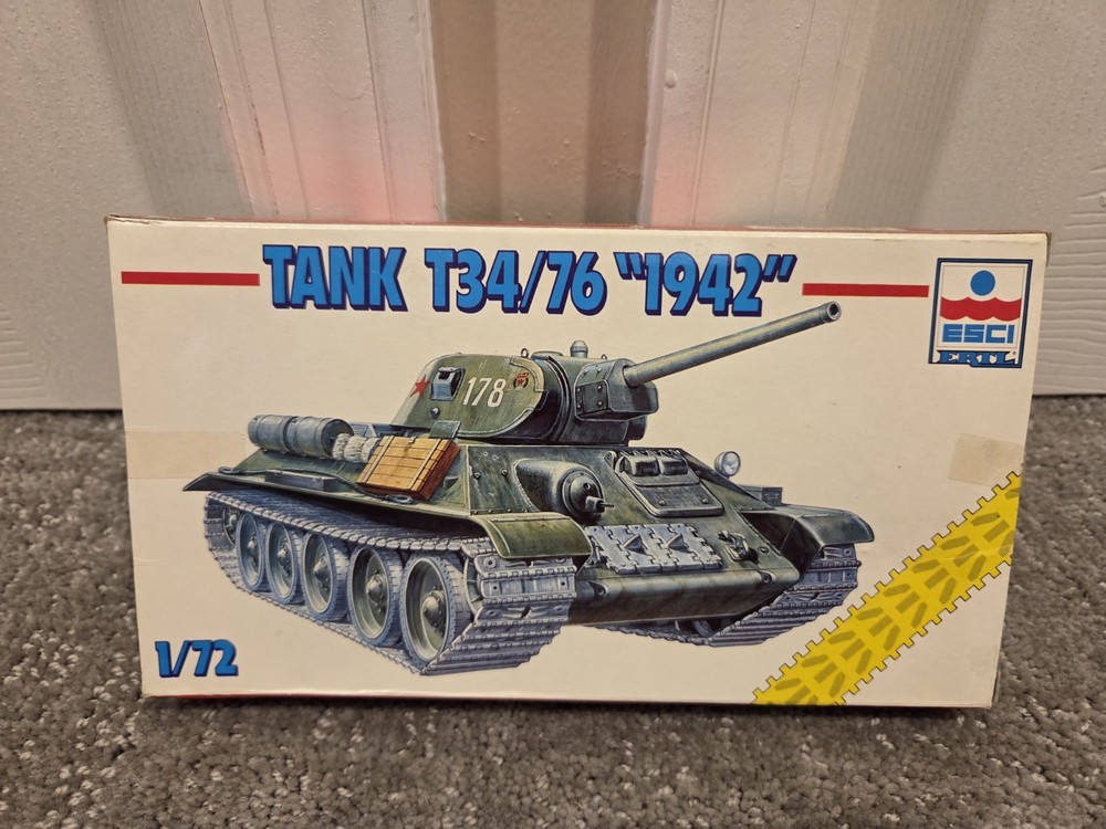 ESCI Ertl T34/76 