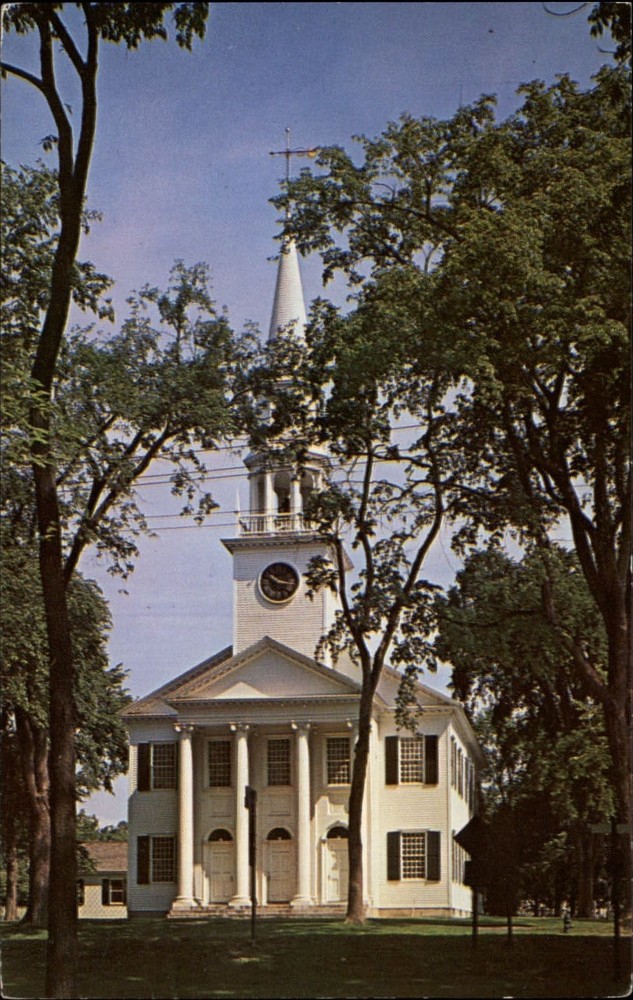 Connecticut Litchfield Congregational Church ~ postcard sku709
