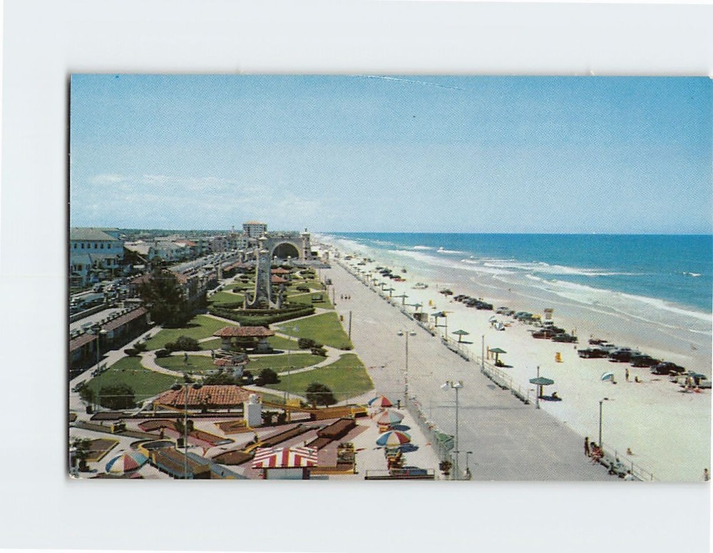 Postcard Daytona Beach Florida Looking North Along Sandy Beach Drive USA