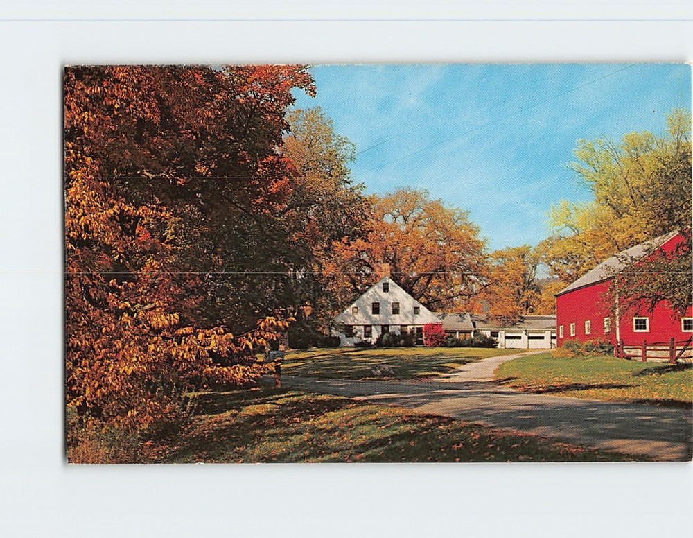 Postcard Old Stagecoach Inn in Manchester Vermont USA