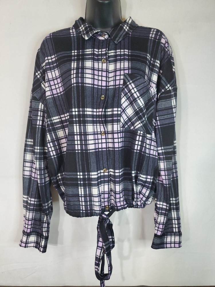 No Boundaries Button Up Shirt Juniors Size 2XL. Lilac Plaid Front Tie Cropped