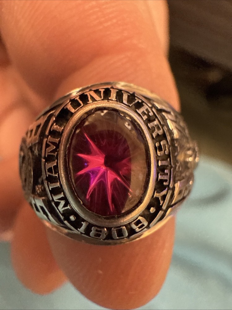Miami University Class ring 1974 Item 901