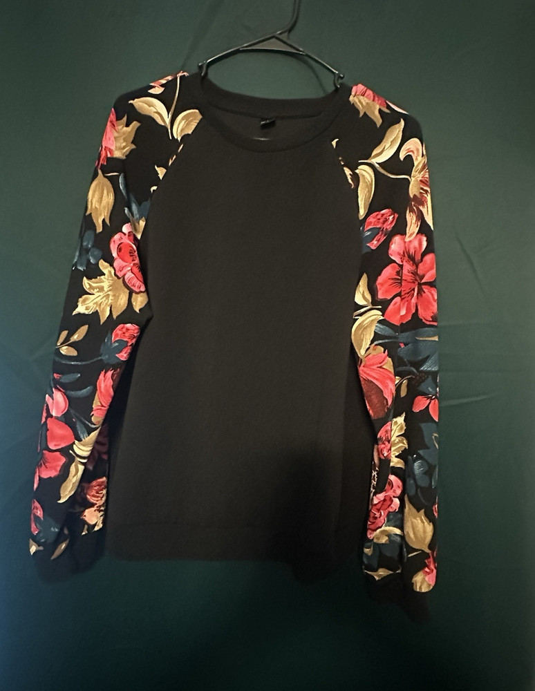 Women's Black/Multicolor Floral Raglan Long Sleeve Crew Neck T-Shirt L