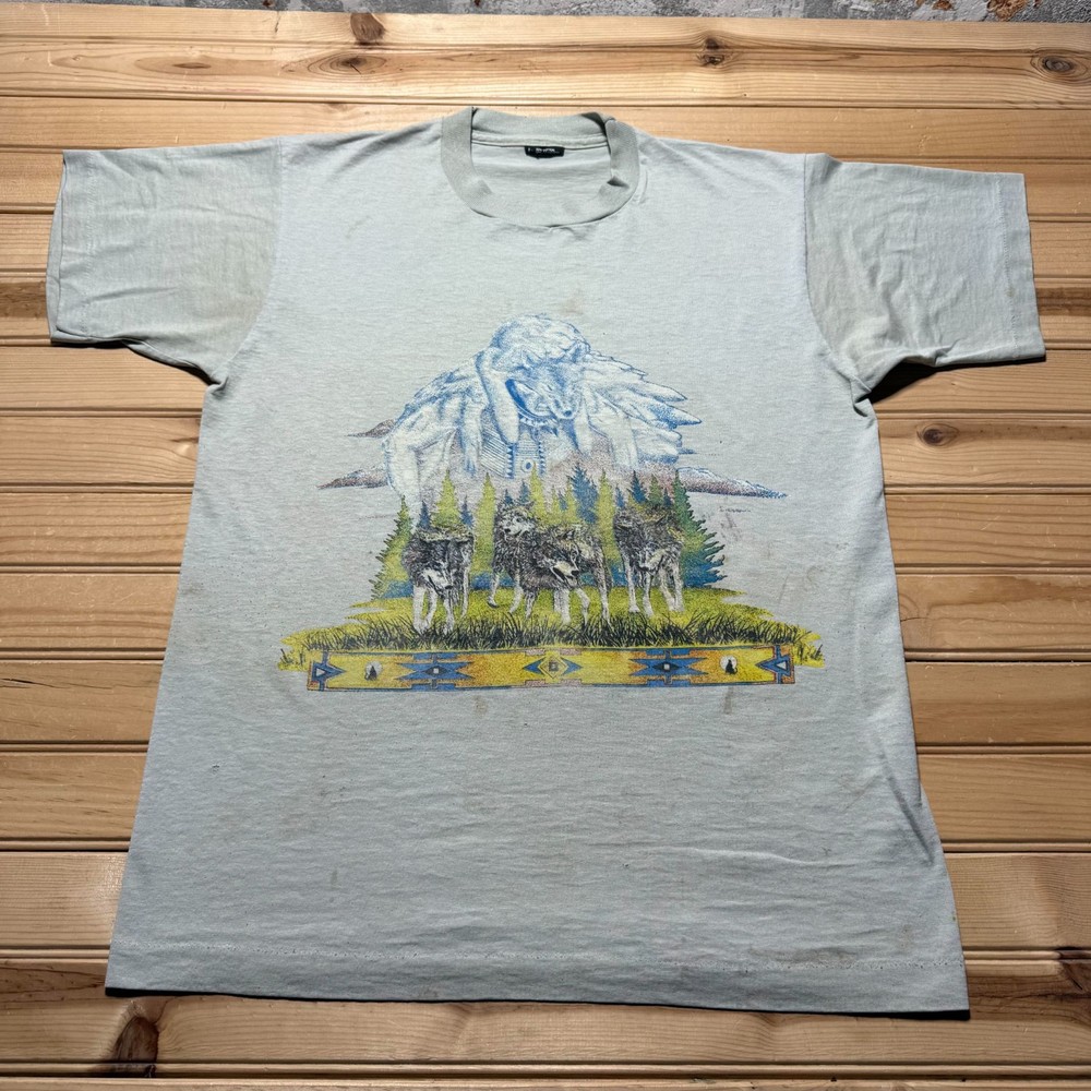 Vintage 90s Wolves Native American Headdress Tribal Graphic T-Shirt - Size Large
