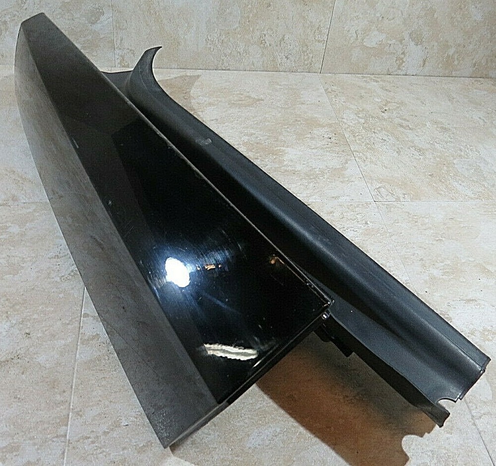 2016 GMC Yukon XL Denali Left Rear Upper Tail Light Trim Panel X1LD05