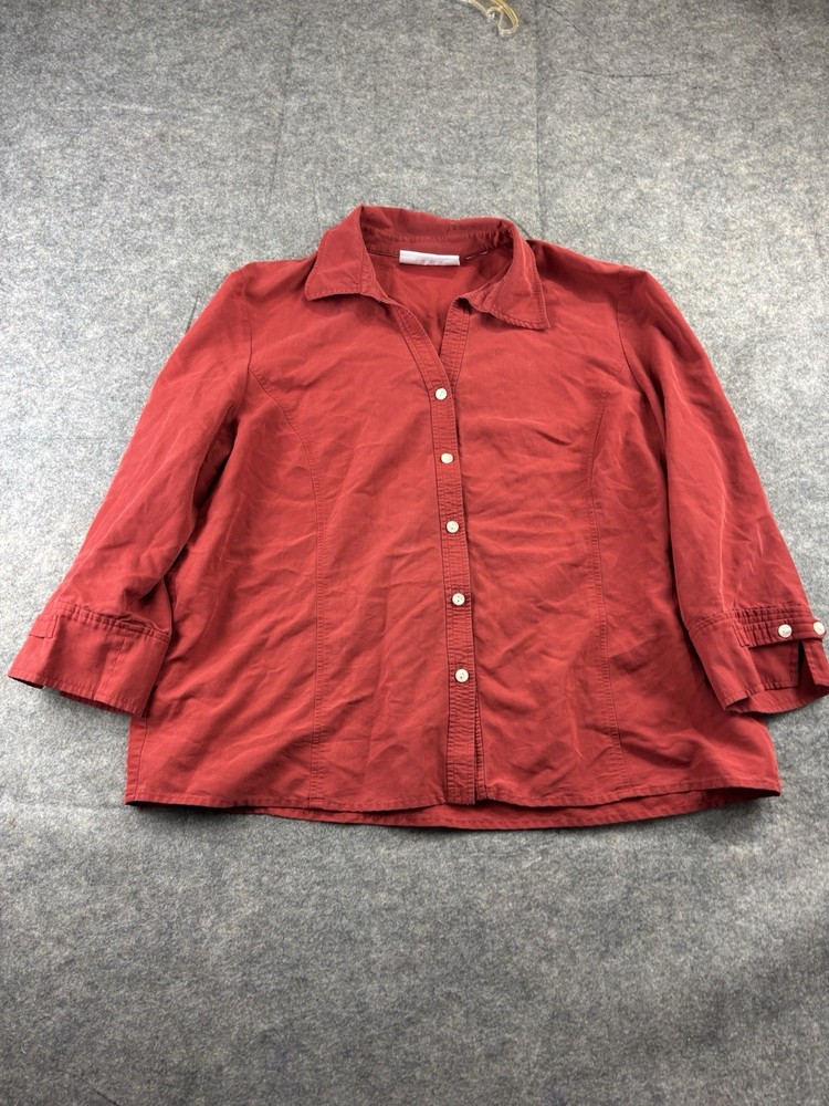 Liz Claiborne First Issue Women's 100% Silk  Long Sleeve Button Down Red Size 12