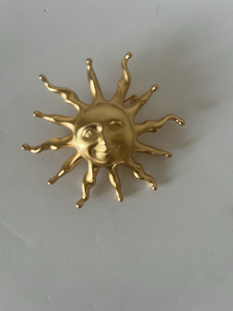 Vintage Anne Klein Gold Tone Smiling Sun Brooch/Pin
