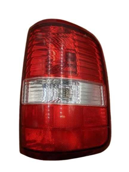 04-09 Ford F150 Pickup Driver Left Tail Light Flareside 310721