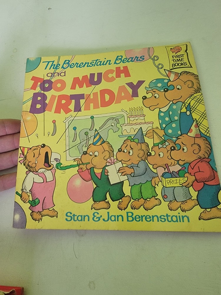 Vintage 1986 The Berenstain Bears And Too Much Birthday Paperback Picture Book