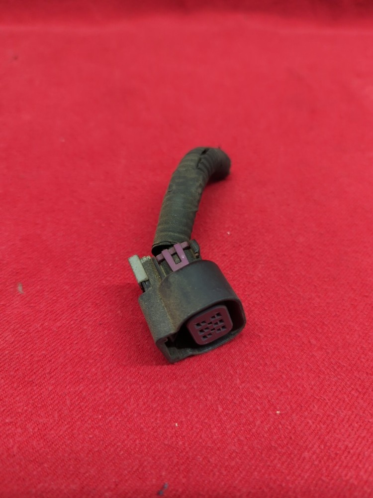 2007 - 2012 Multiple Pontiac Saturn GMC Chevrolet - Throttle Body - PIGTAIL