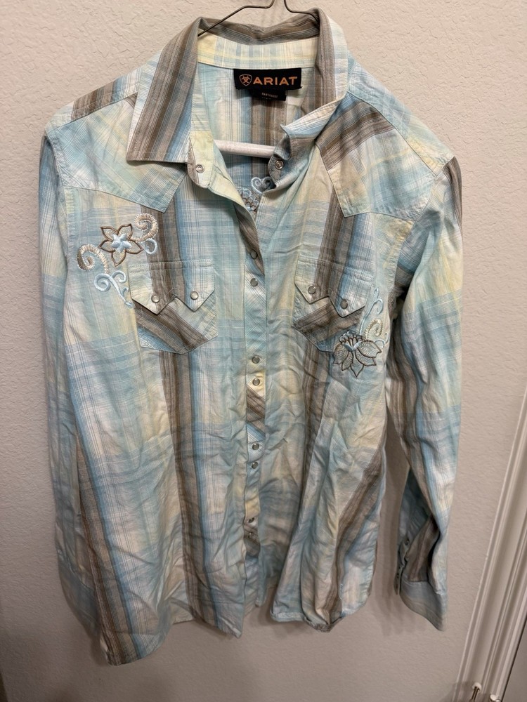 Ariat Women’s Plaid Long Sleeve Blouse, Xl