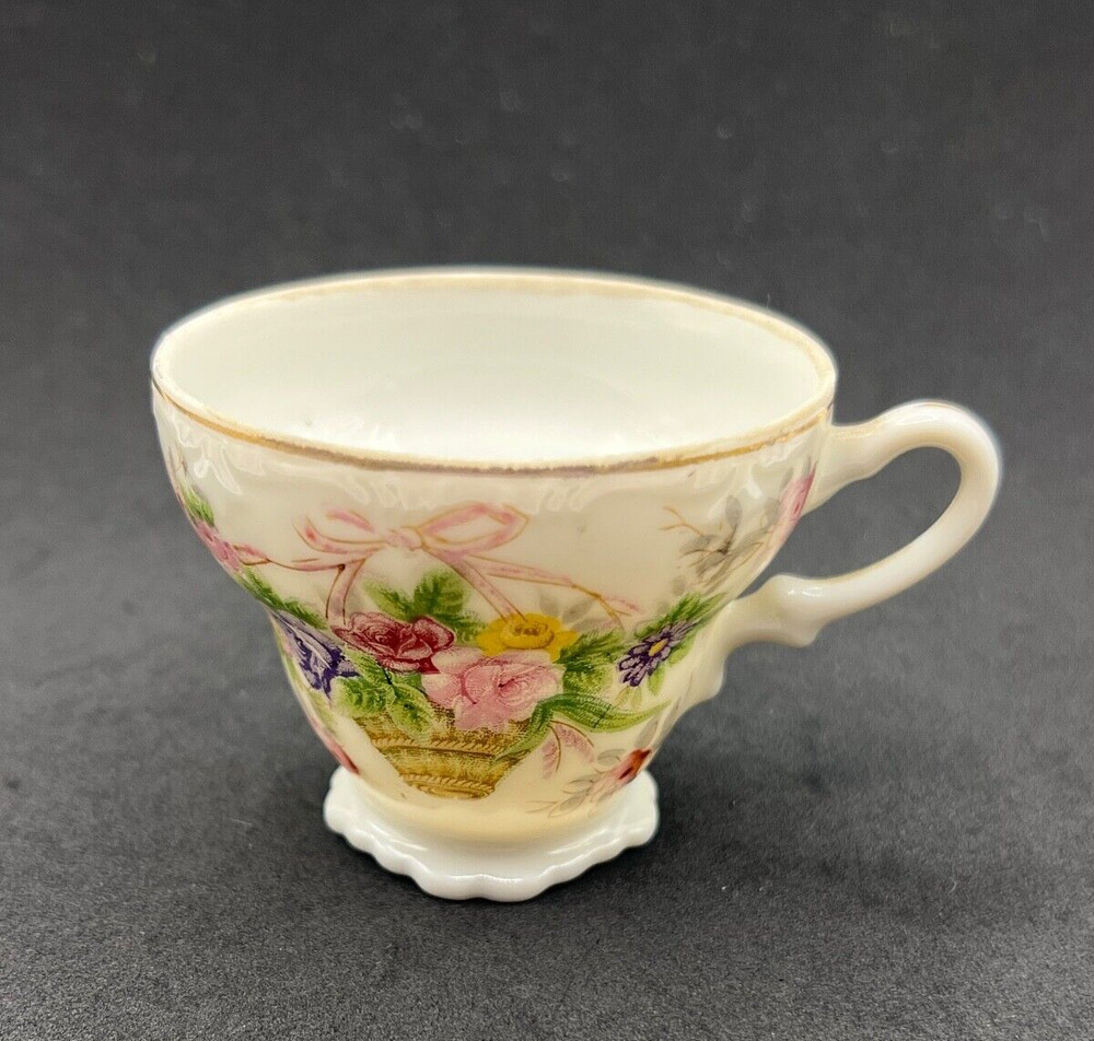 Vintage Lipper Mann Bristol Gardens Tea Cup Foil Label Ribbon Floral Basket