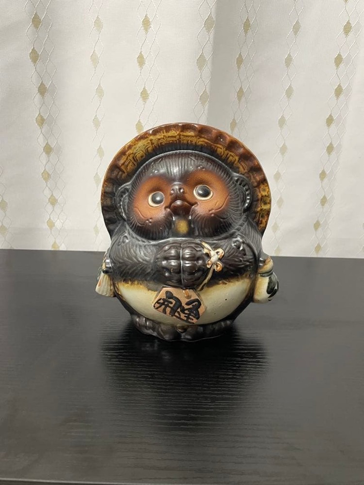 Shigaraki Raccoon Figurine Lucky Charm Pottery Good Luck Traditional Decor
