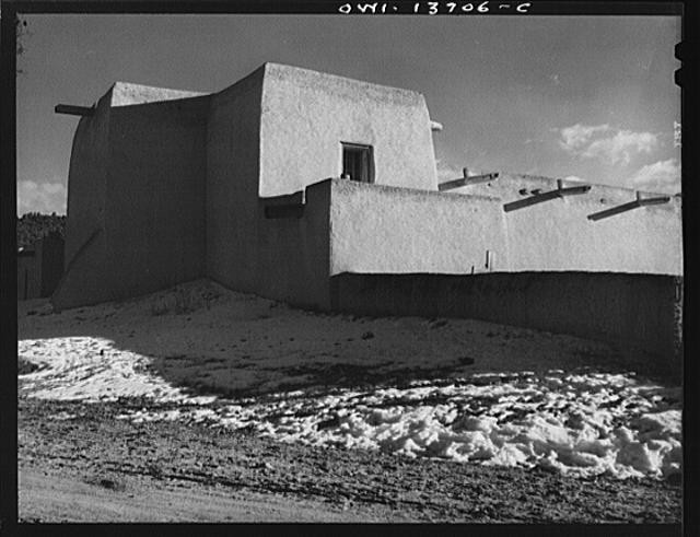 Photo:Trampas New Mexico 1700 Adobe Church Snow 1900s