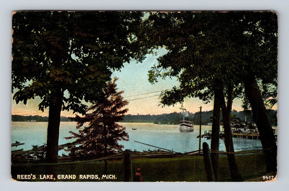 Grand Rapids MI-Michigan, Reed's Lake, Antique, Vintage Souvenir Postcard