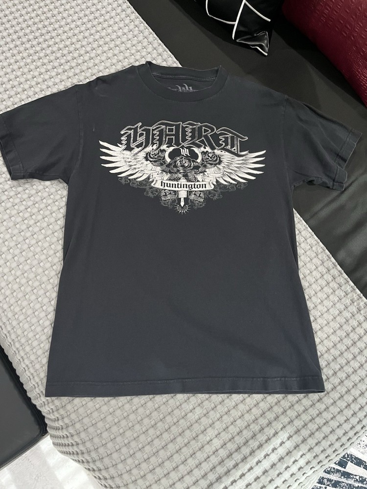 RARE Hart Huntington Black Graphic Logo Men's Short Sleeve T-Shirt