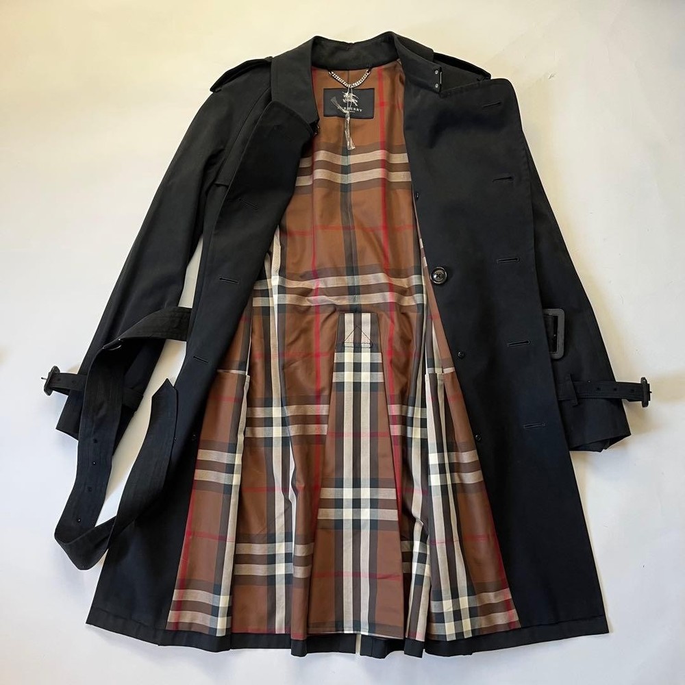 Burberry London Trench Coat Black Used Authentic Asian fit L US size M Cotton