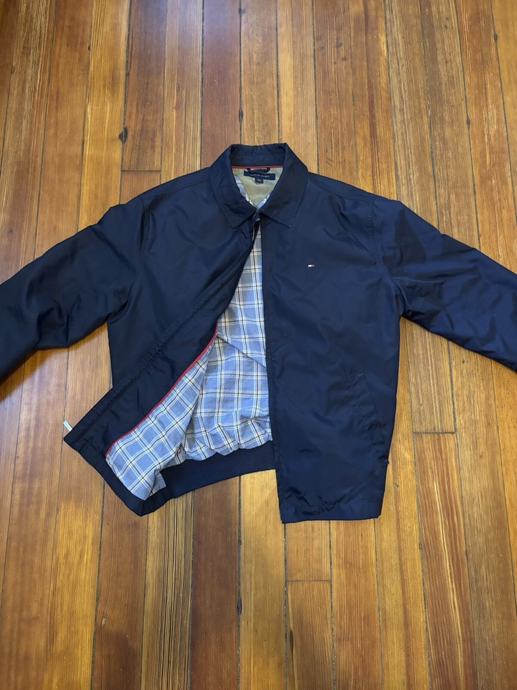 Vintage Tommy Hilfiger Nylon Windbreaker Jacket in Navy Size Large