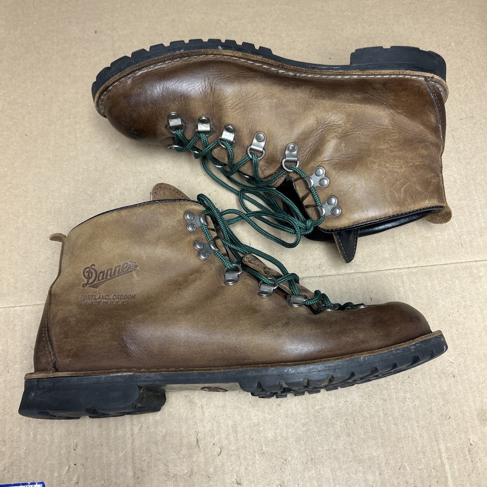 Men’s DANNER Mountain Light Timber Boots Size 11 EE Hiking Footwear