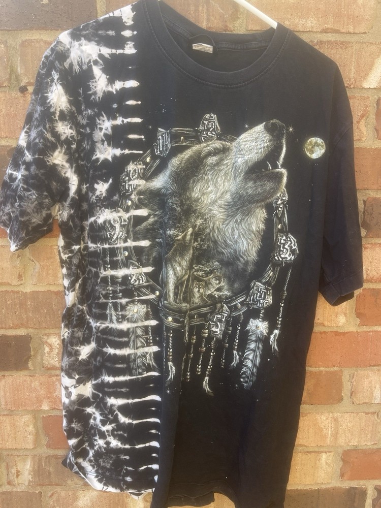 Vintage Jay’s Rock studded Wolf Dreamcatcher Tshirt Size XL All Over Print
