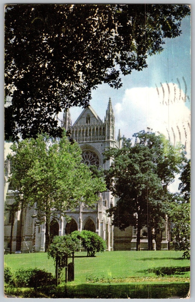 Vtg Postcard National Cathedral Exterior Washington, DC 1950s