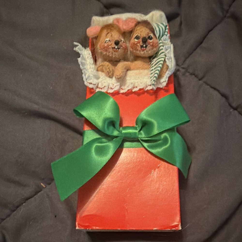 Christmas Hanging Ornament Red/Green Striped Gift Box w/ Mice Felt Ribbon