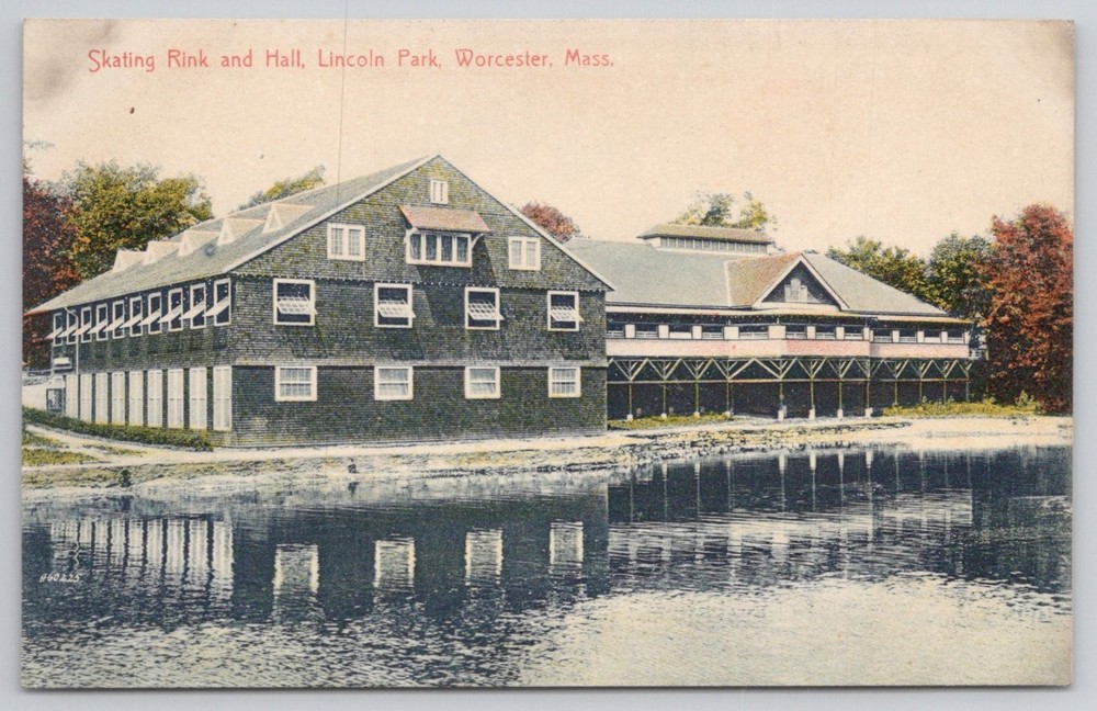 Skating Rink & Hall, Lincoln Park, Worcester, Mass. Postcard