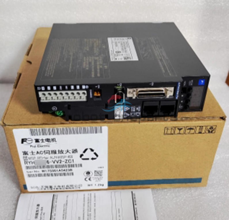 1PC Fuji RYH201F6-VV2-ZC1 AC Servo Drive New