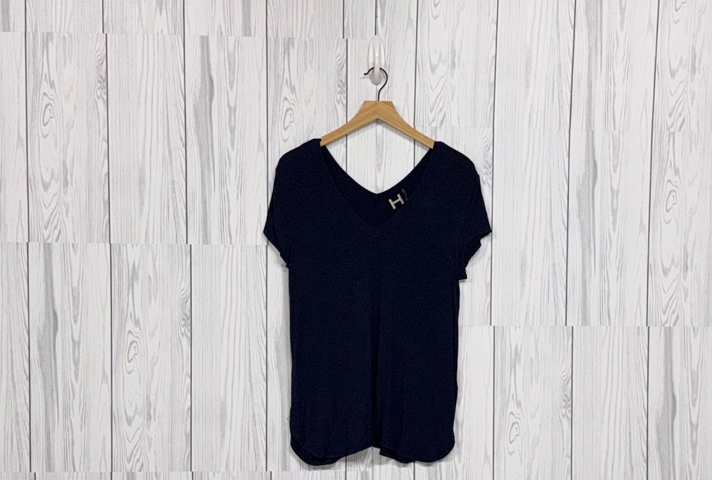 H by Bordeaux top womens size small short sleeve v neck solid navy