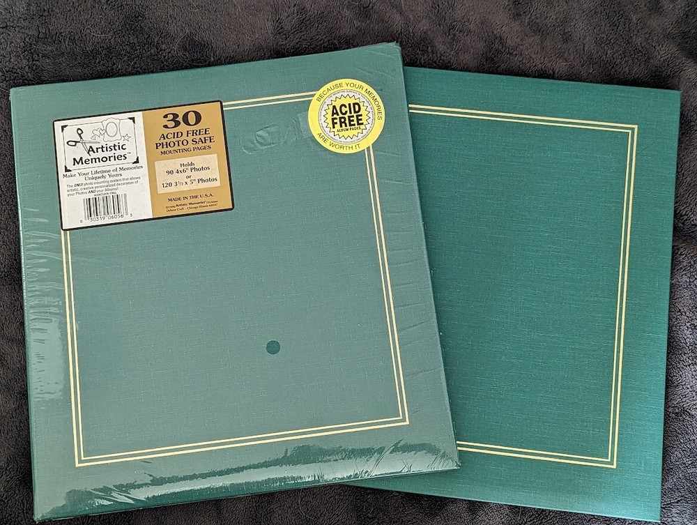 Two Artistic Memories 30 ACID Free SCRAPBOOK Pages Teal New 1 Sealed, 1 opened-image