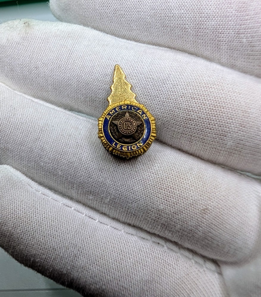 Vintage American Legion US Veteran Military Service Organization Lapel Pin
