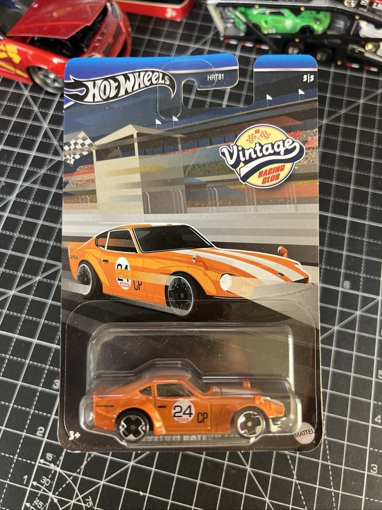 2024 Hot Wheels Vintage Racing Club B, Custom Datsun 240Z 1:64 Diecast Model Car